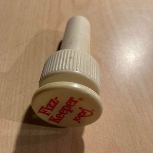 Vintage Fizz Keeper Pump Cap Jokari Plastic White Red